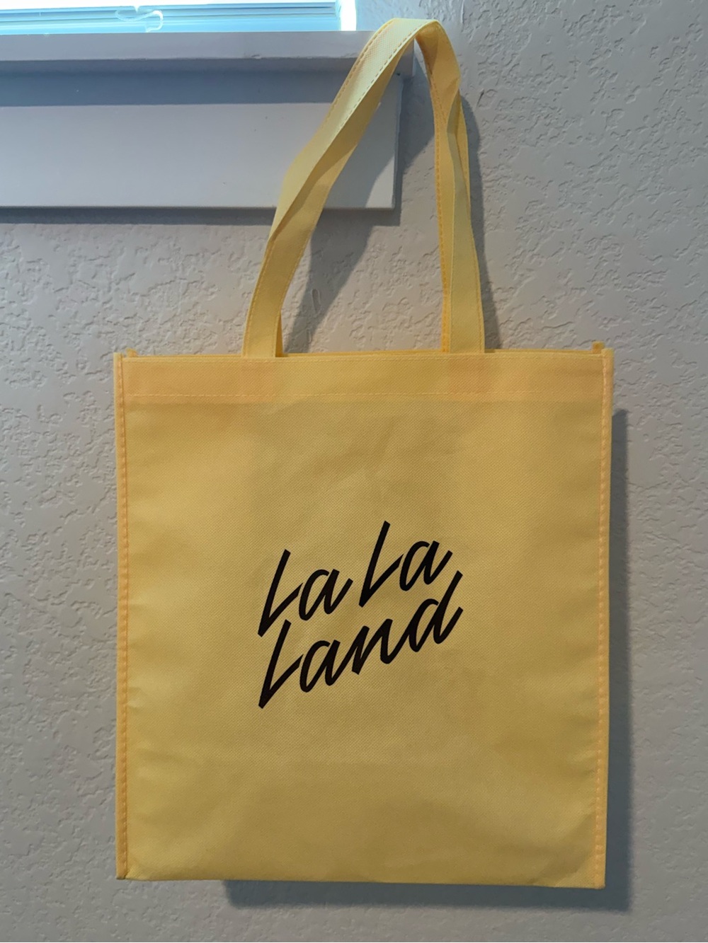 NWOT | La La Land Yellow Reusable Tote Bag | Large Shopping Tote || 🛍️💛🌼🪽